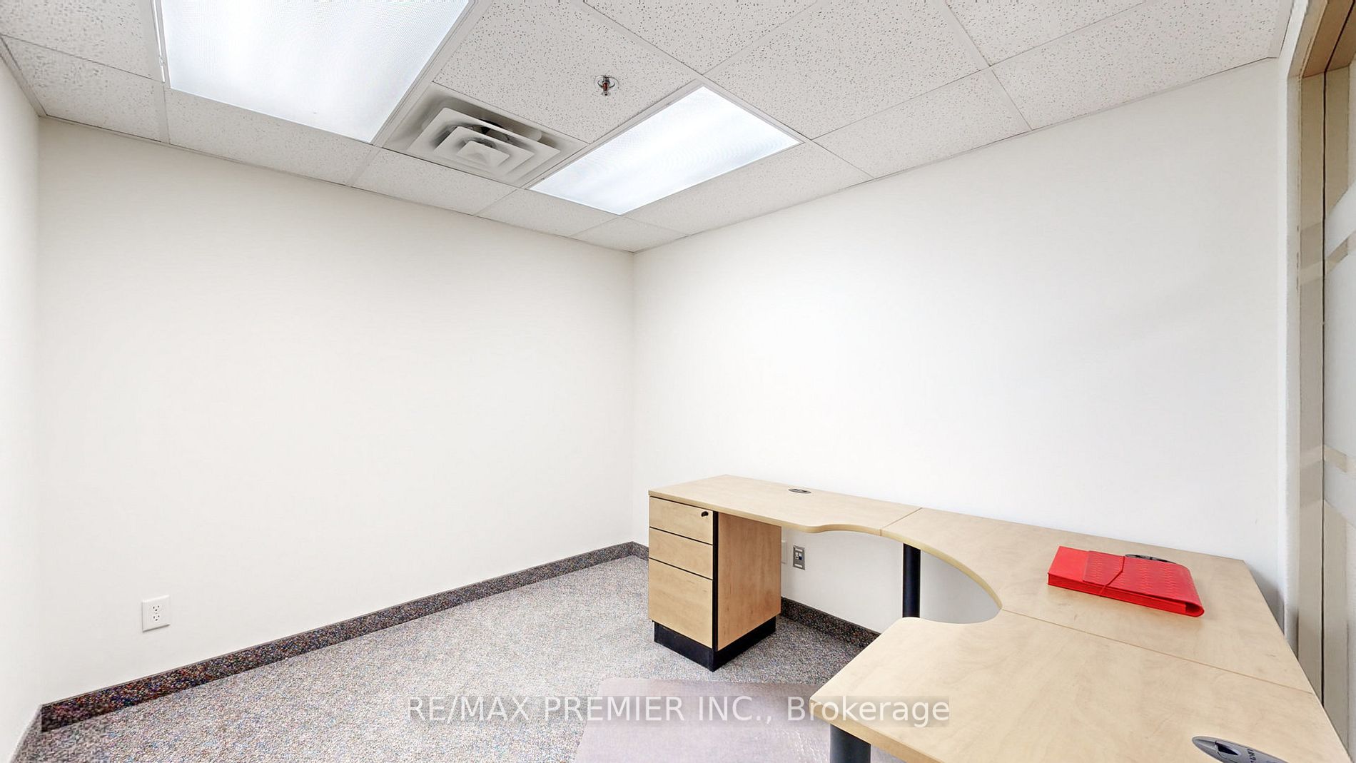 93 Woodstream Blvd, #6 A/B