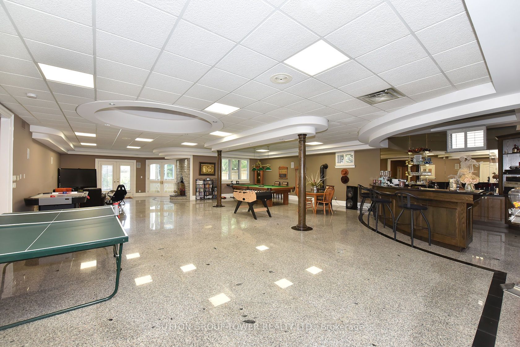 71 Delia Pl