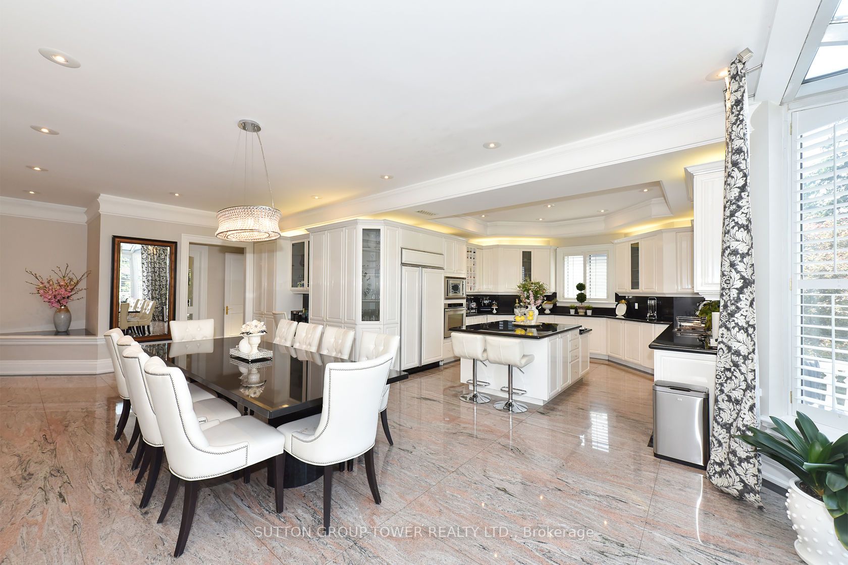 71 Delia Pl