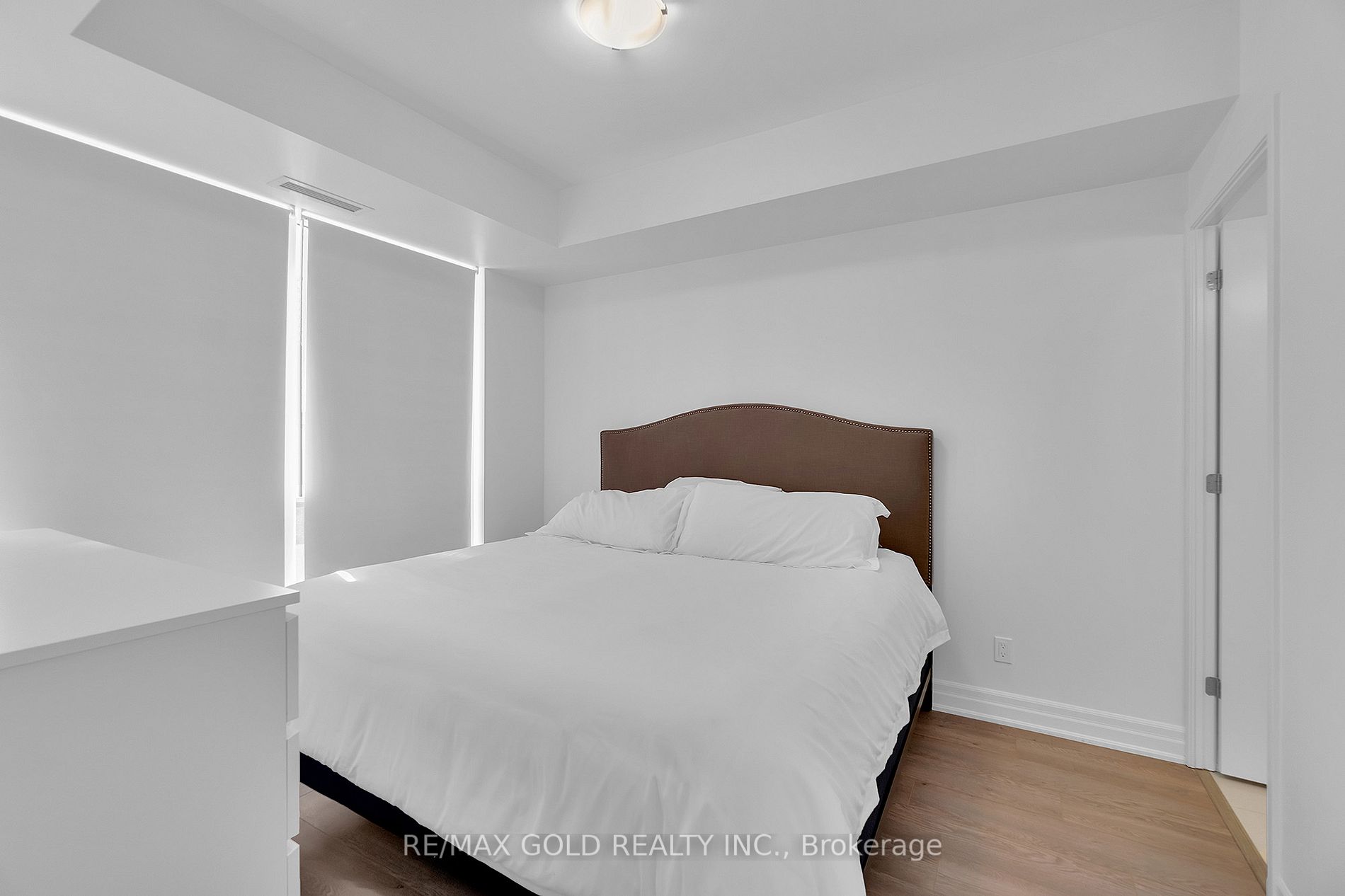 9085 Jane Street, #705