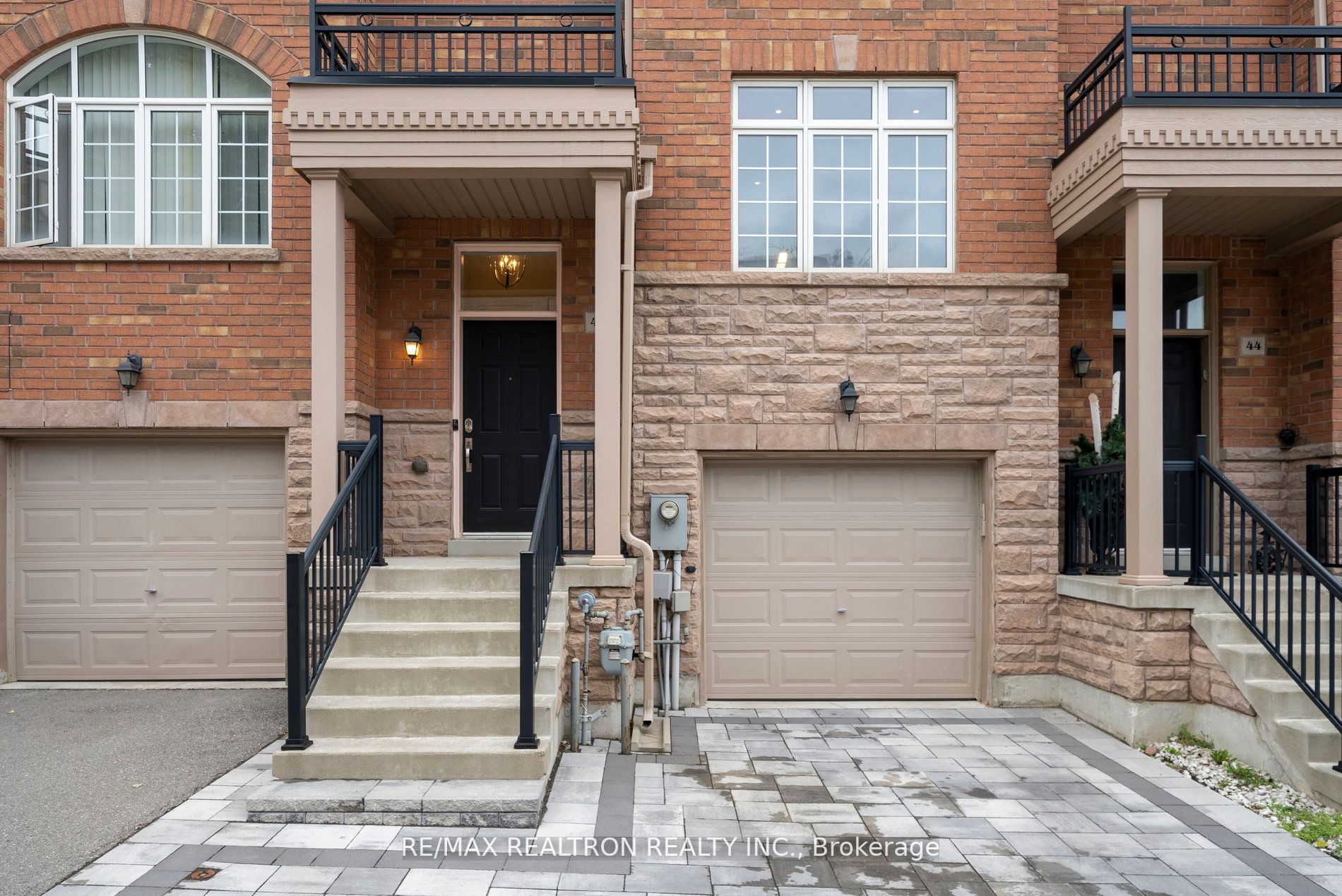 8777 Dufferin Street, #45