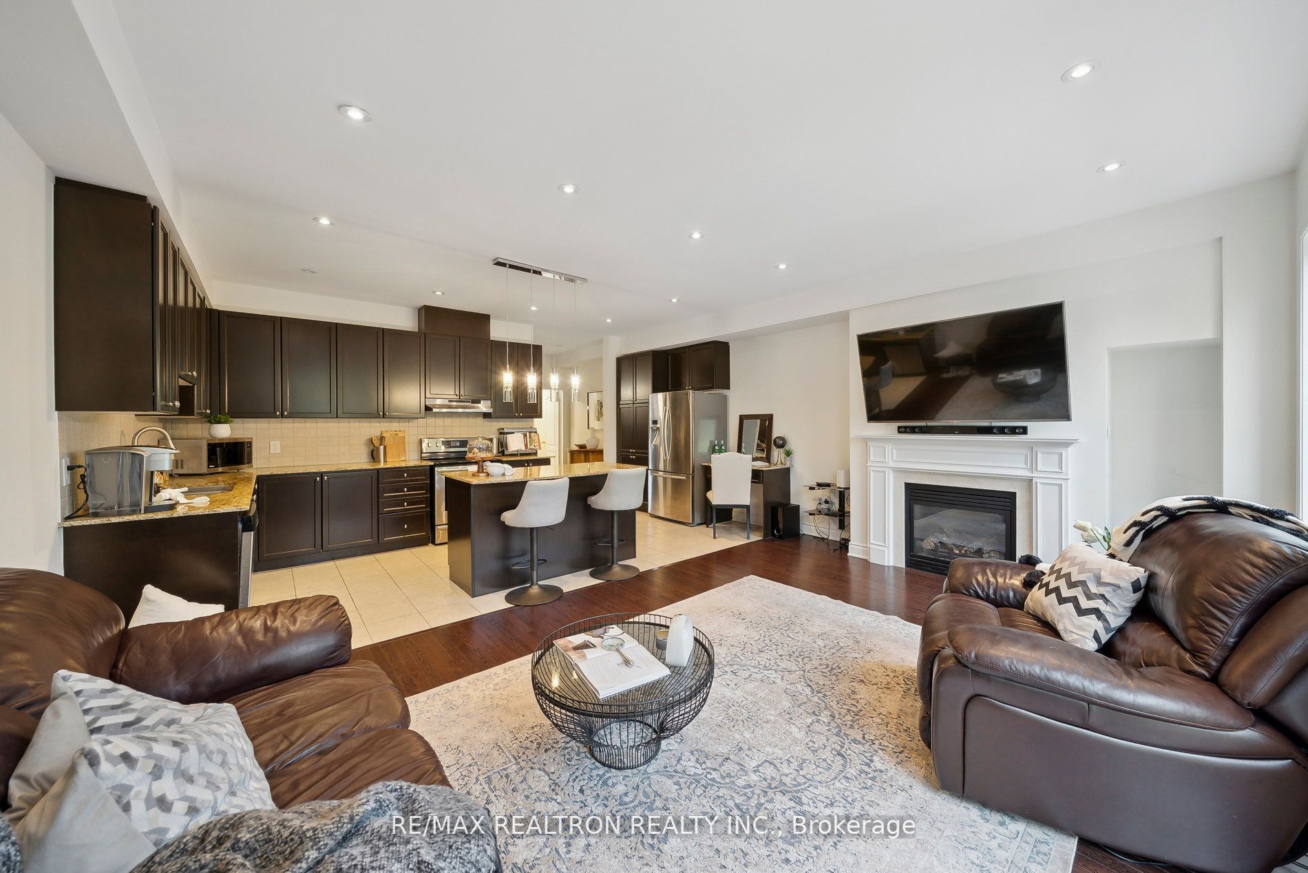 8777 Dufferin Street, #45
