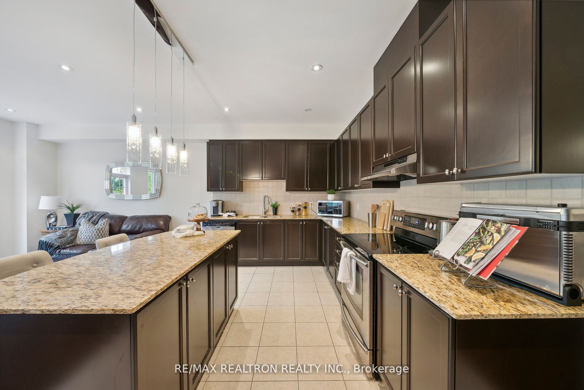 8777 Dufferin Street, #45