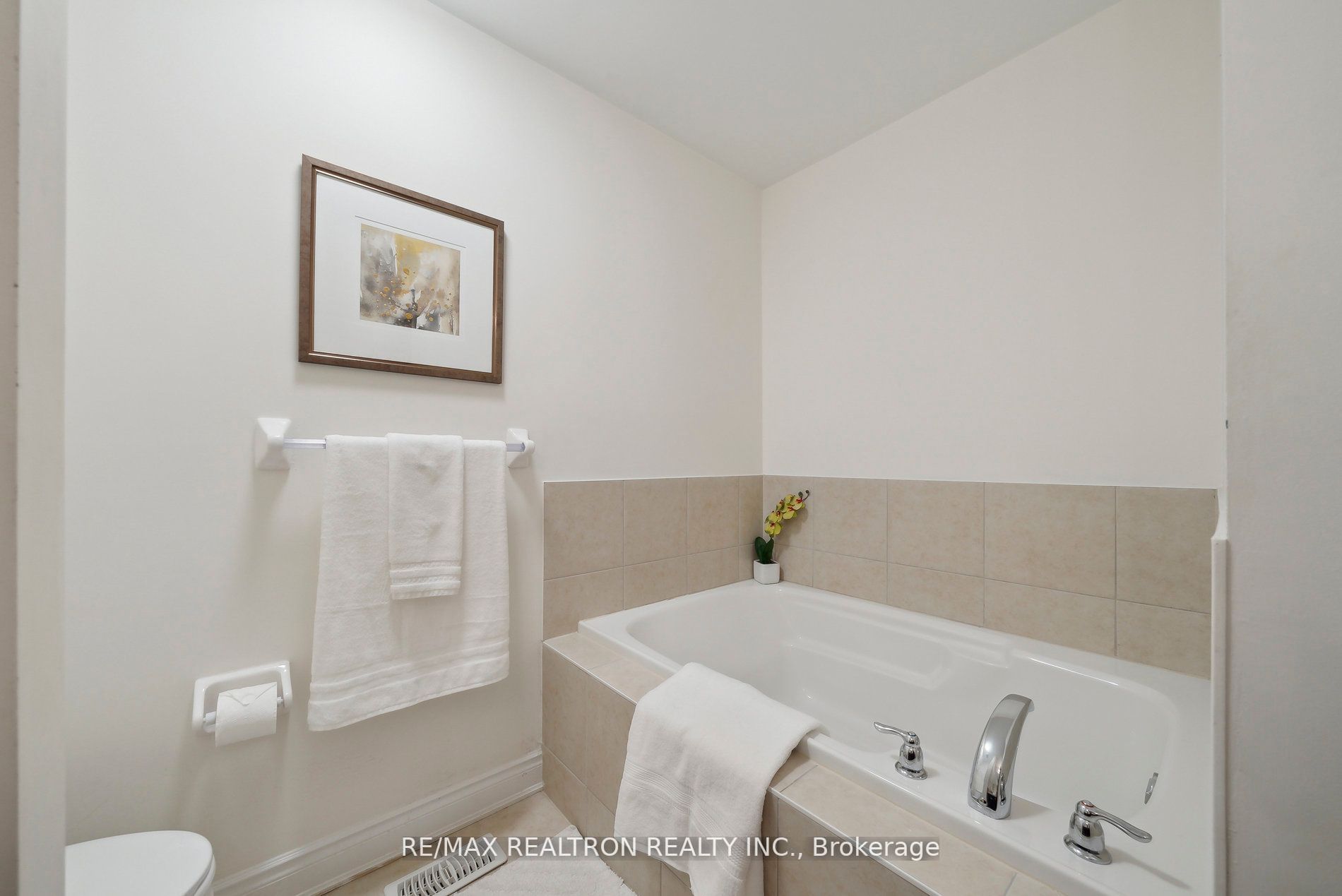 8777 Dufferin Street, #45
