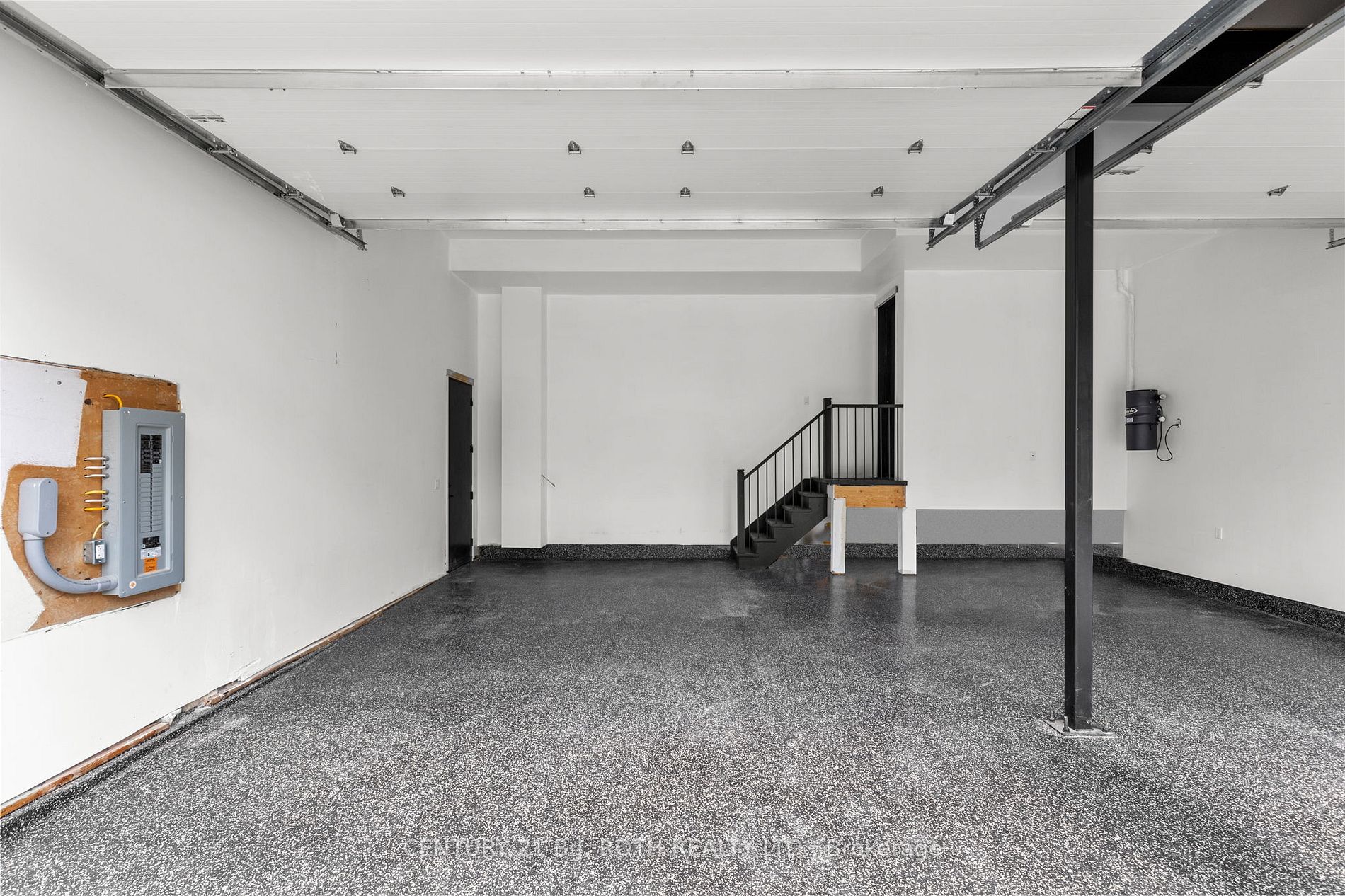 14 Selby St