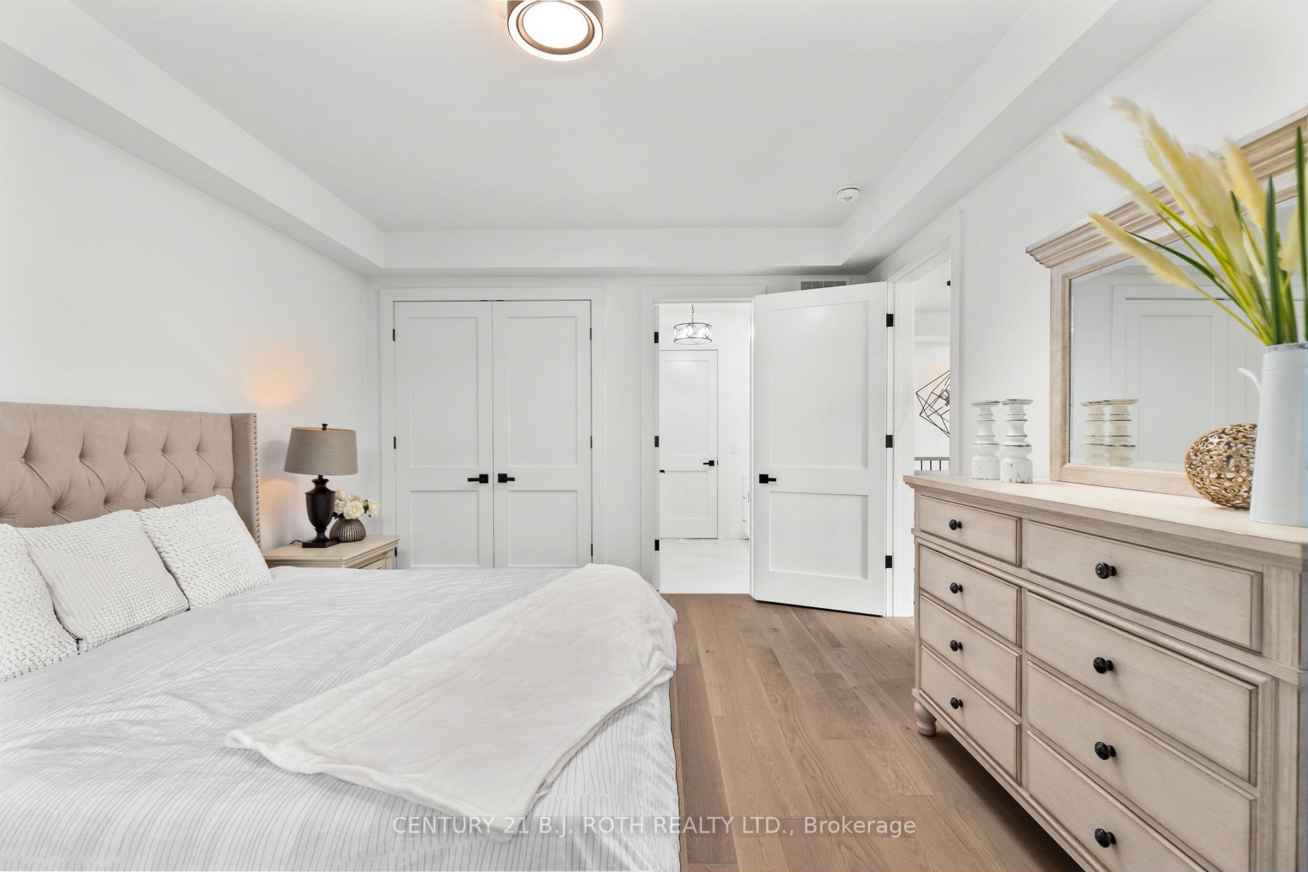 14 Selby St