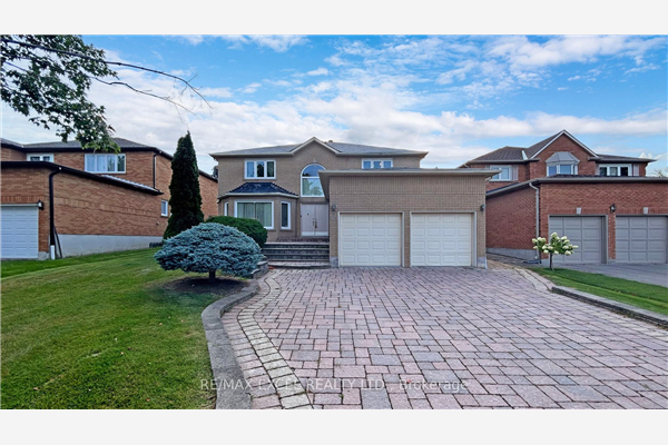 40 Piccadilly Rd, Richmond Hill