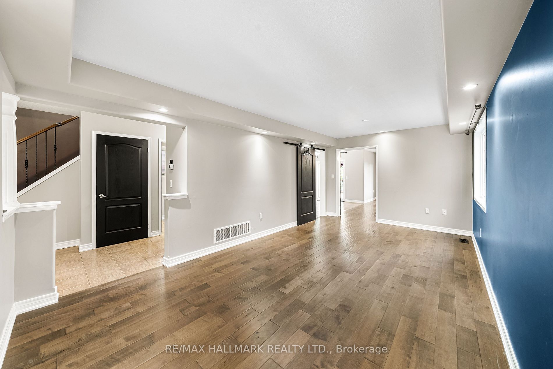 1821 Lamstone St, #Upper
