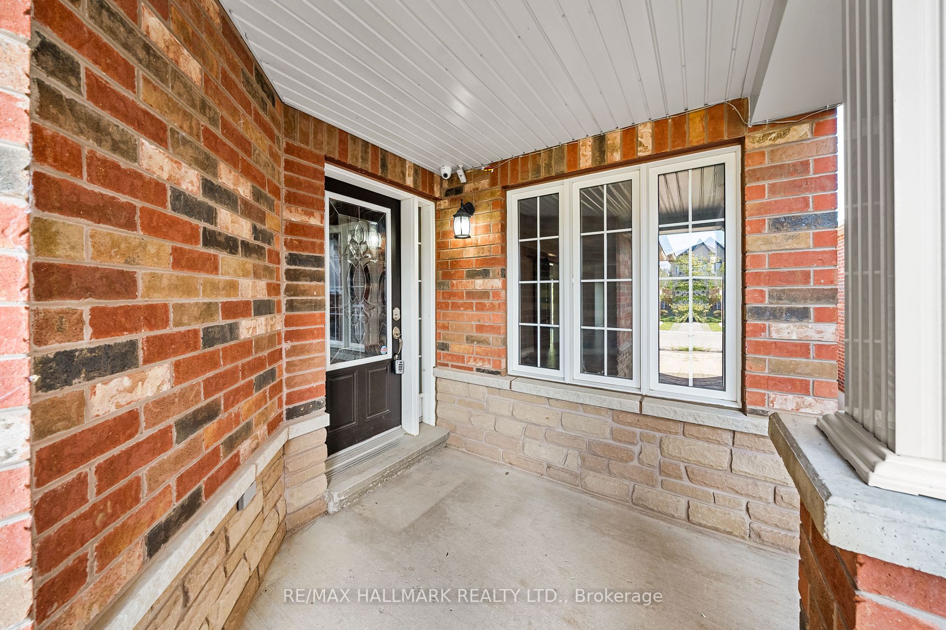 1821 Lamstone St, #Upper
