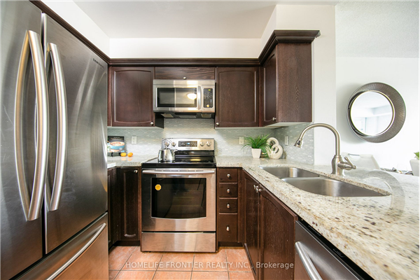 23 Oneida Cres, Richmond Hill
