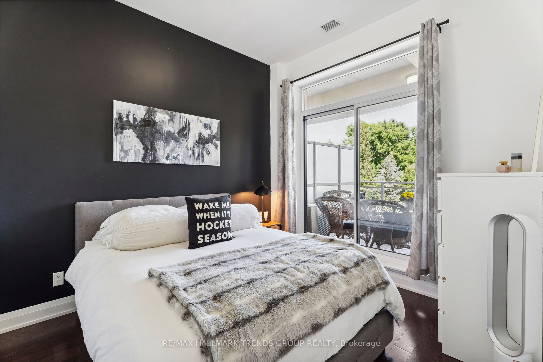 15277 Yonge St, #303
