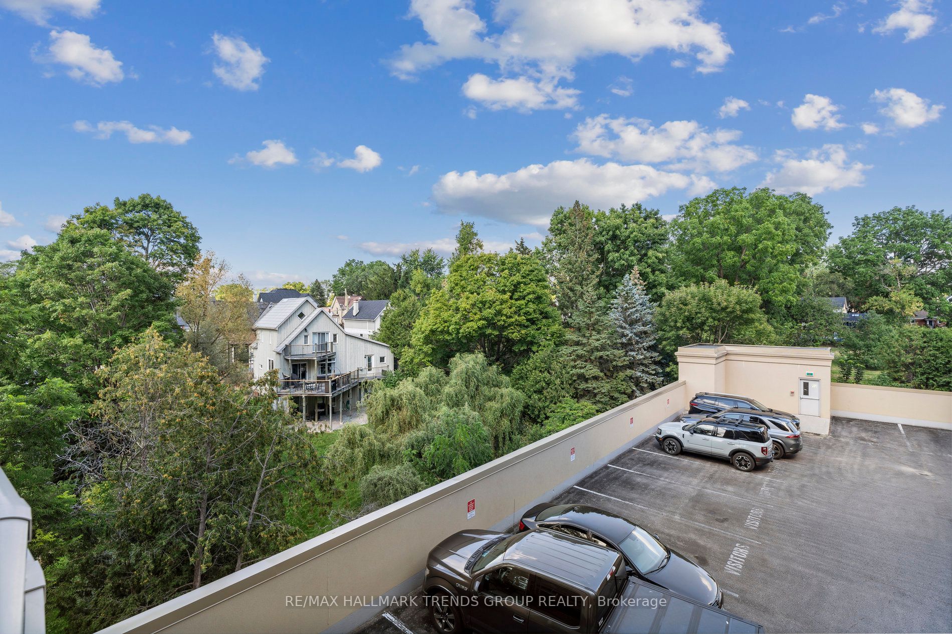 15277 Yonge St, #303