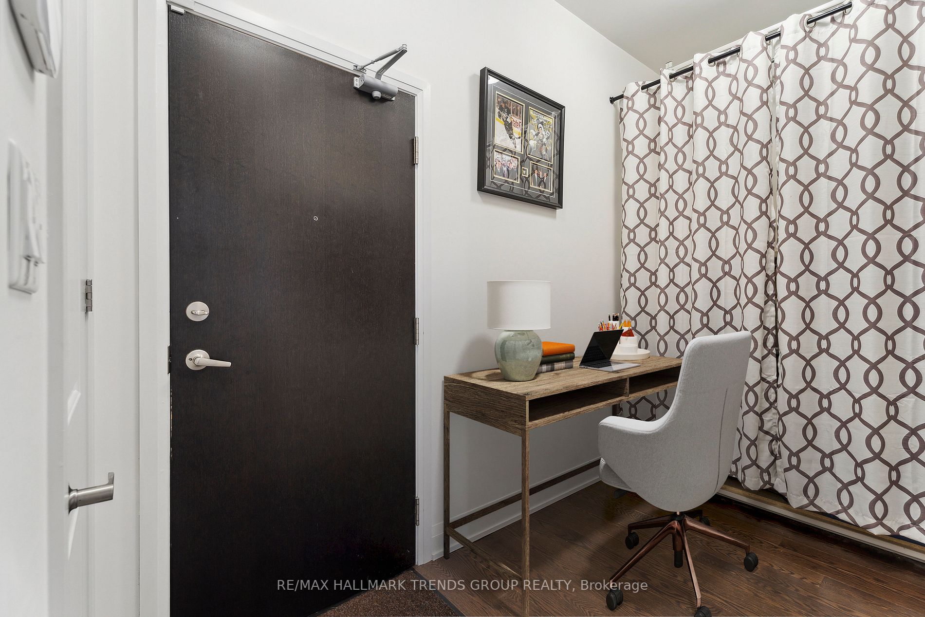 15277 Yonge St, #303