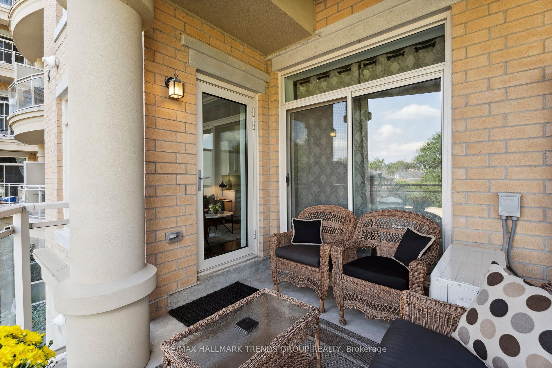15277 Yonge St, #303