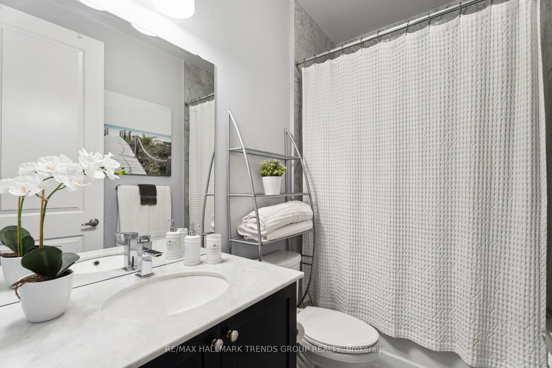 15277 Yonge St, #303