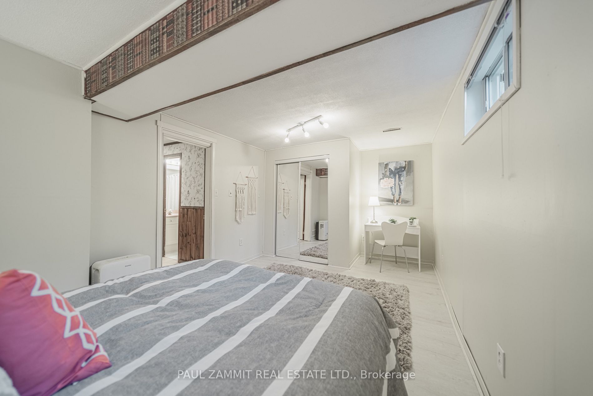 20 Jondan Cres