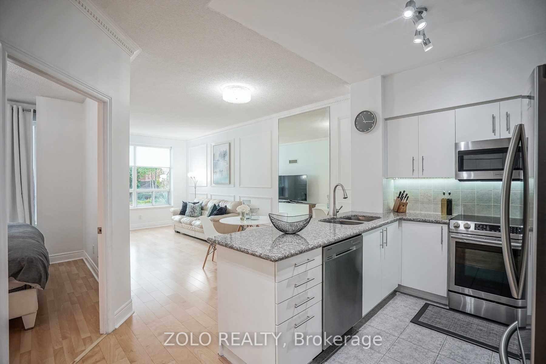 62 Suncrest Blvd, #105