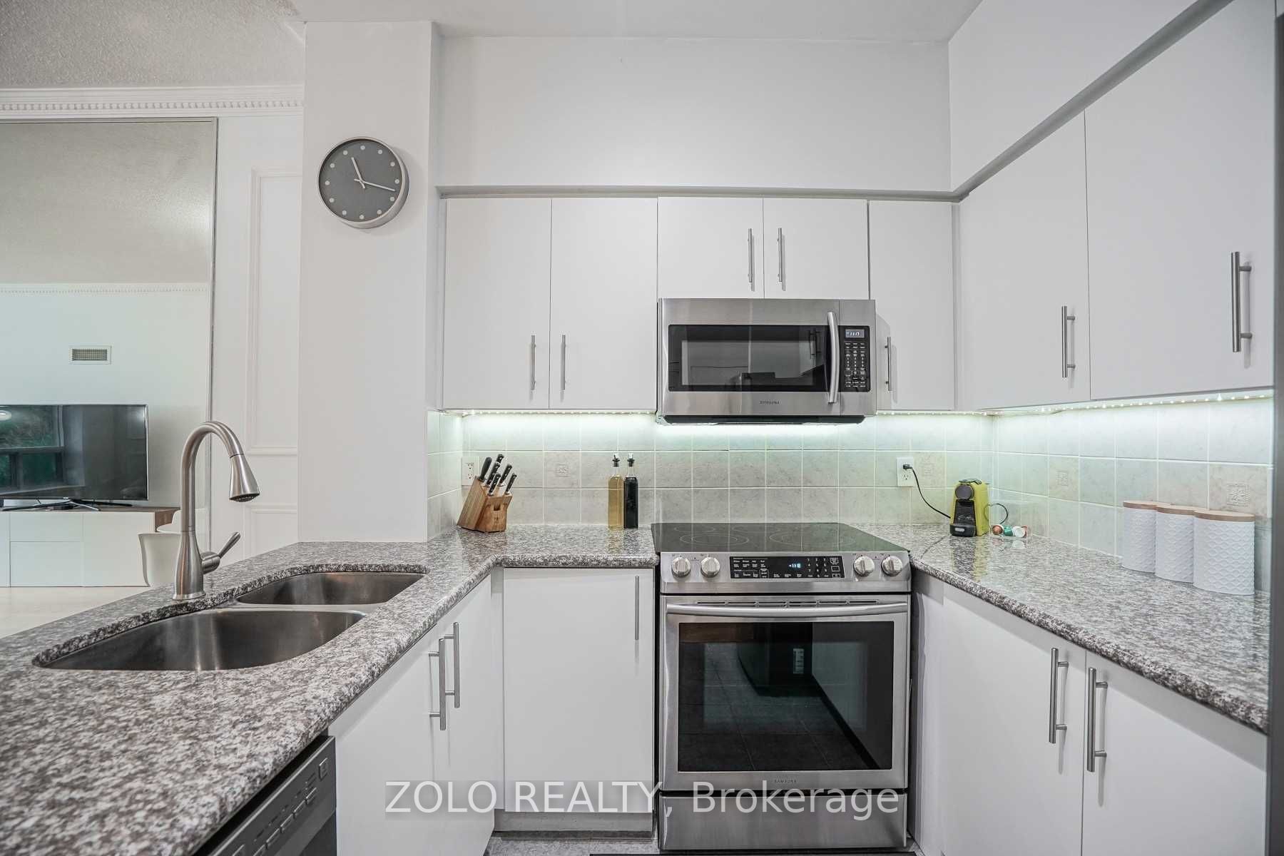62 Suncrest Blvd, #105