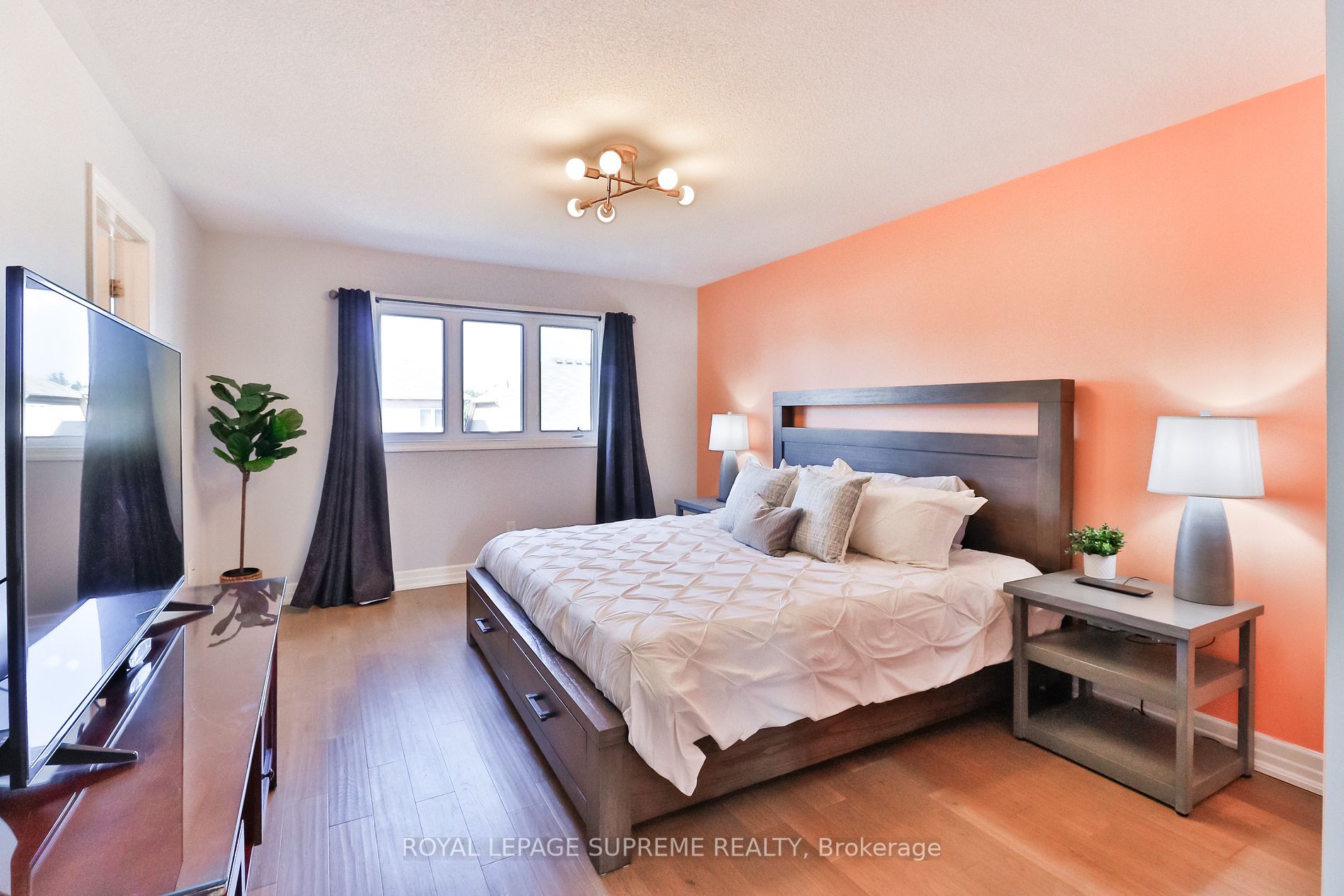 183 Wagner Cres
