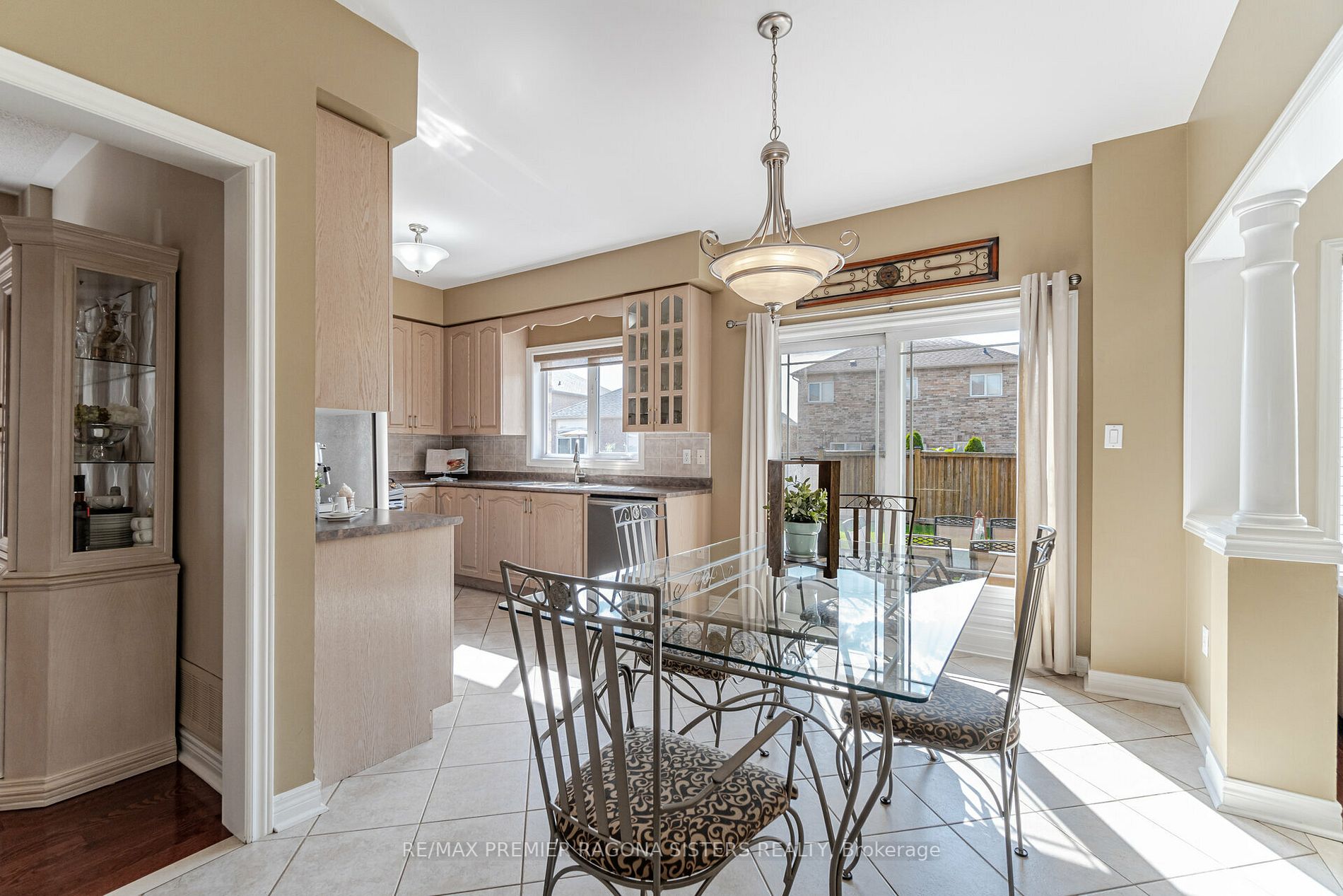 72 Criscione Dr