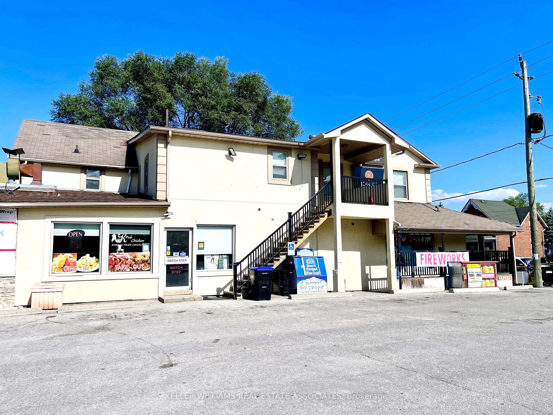 1382 Killarney Beach Rd, #A