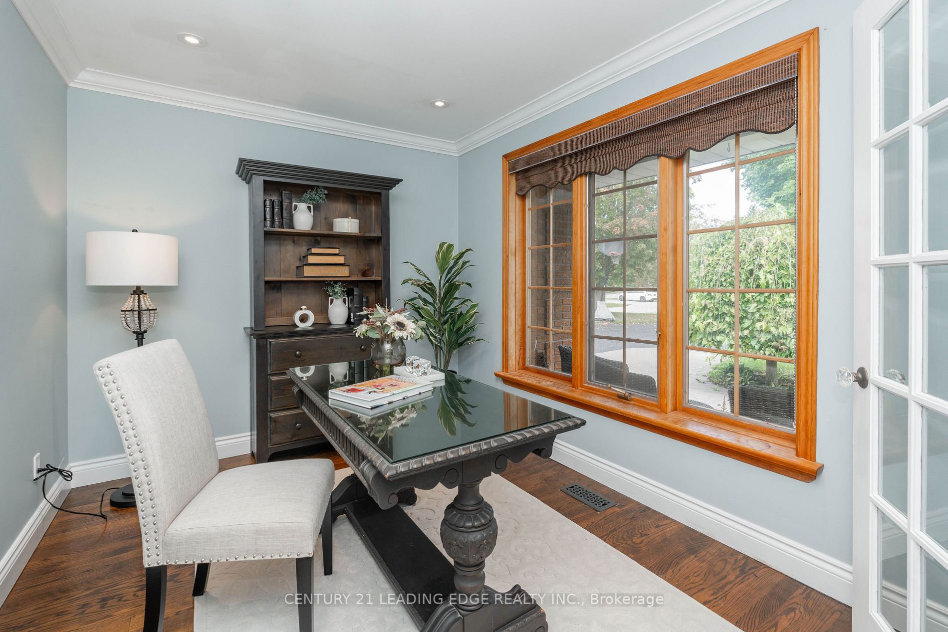 10 Lapier St