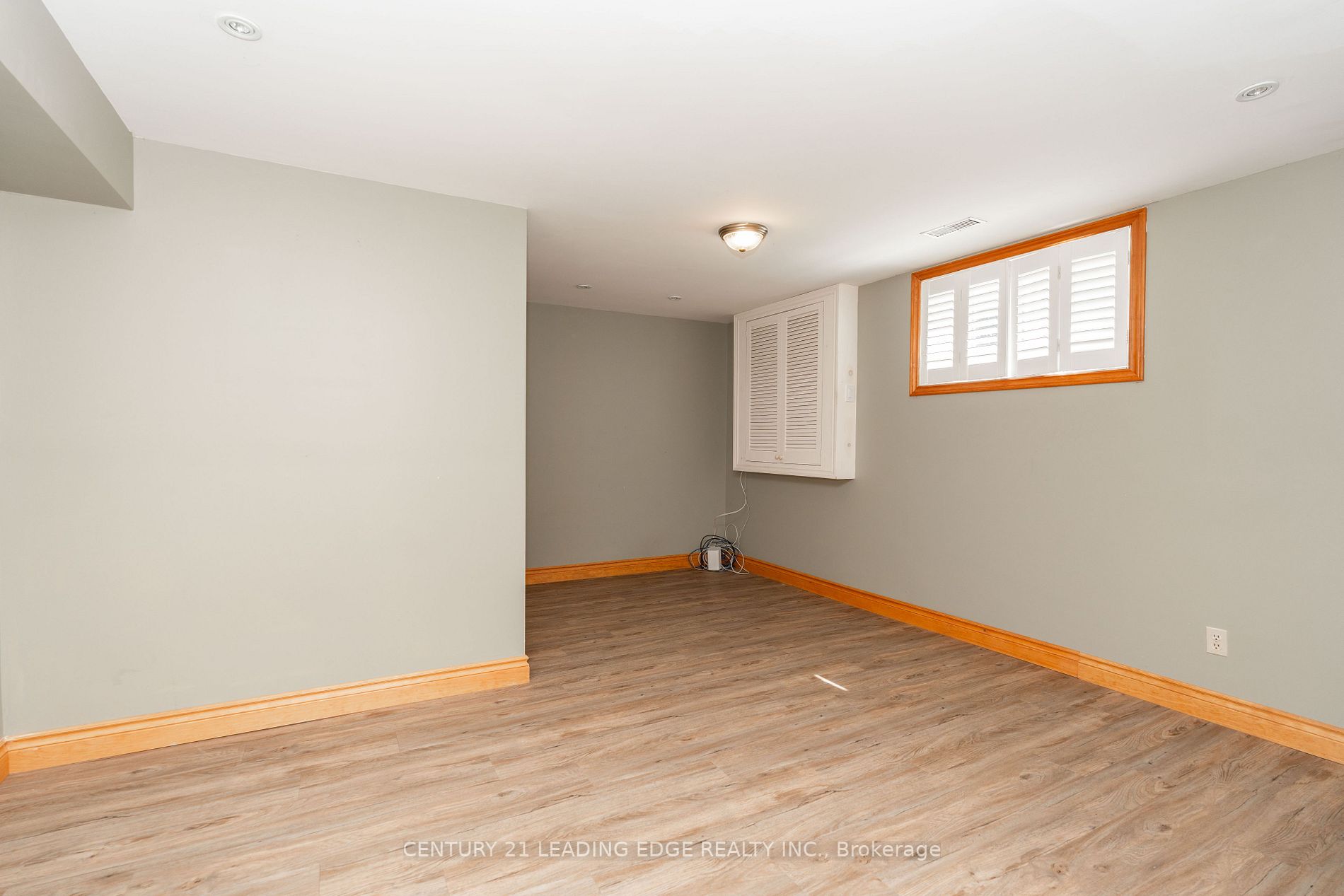 10 Lapier St