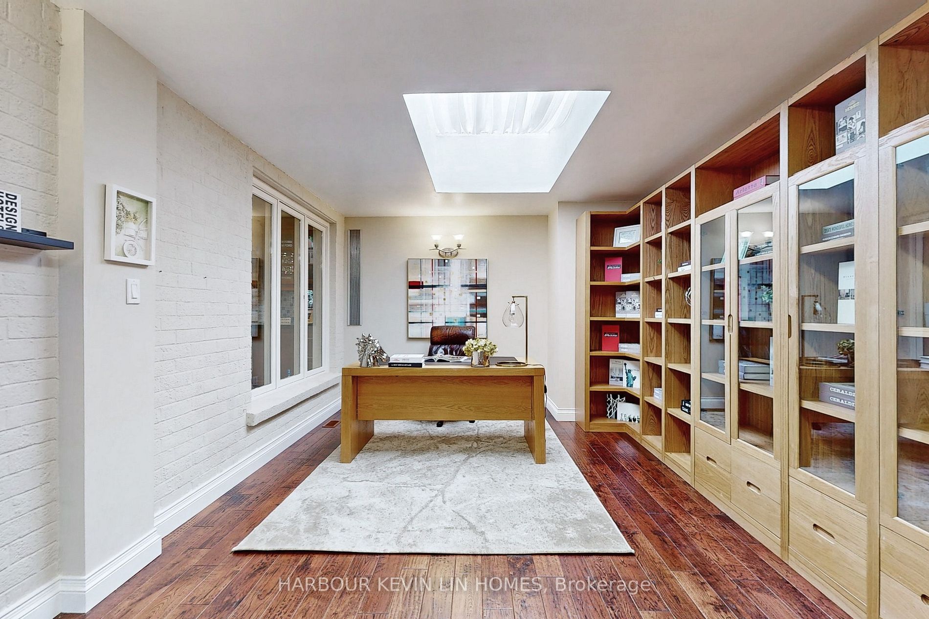 19 West Park Blvd