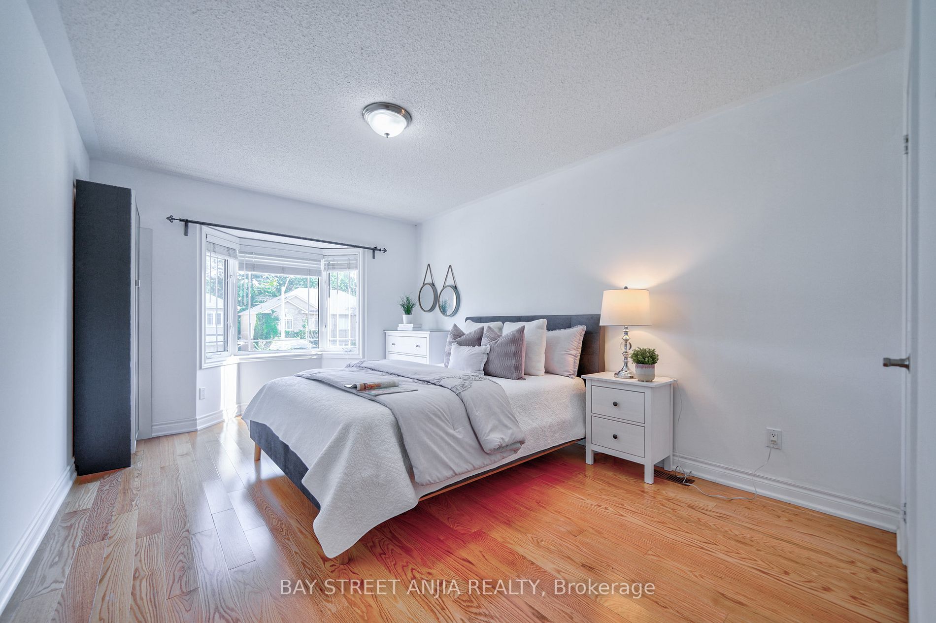 56 Loredana Crt