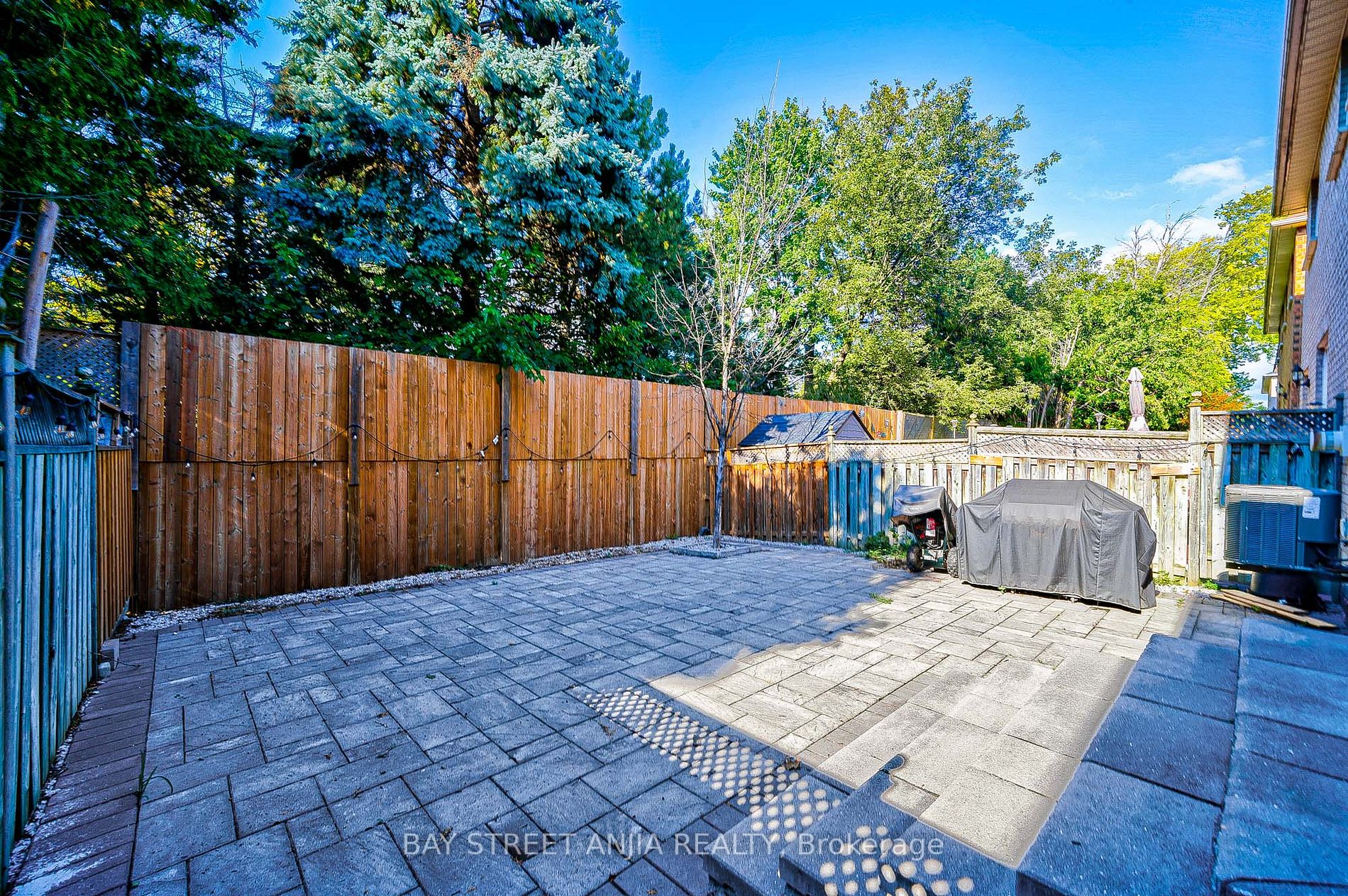 56 Loredana Crt
