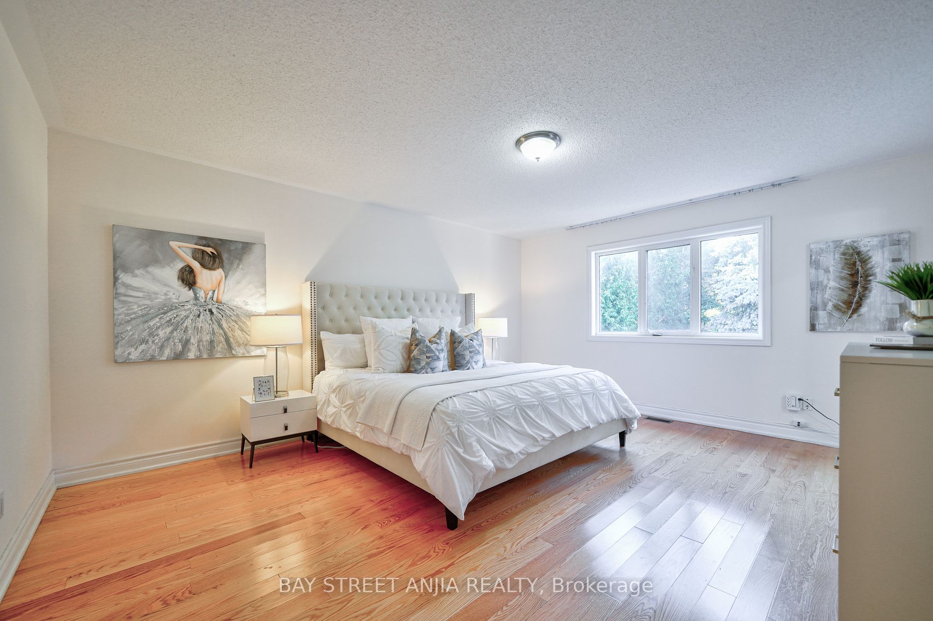 56 Loredana Crt