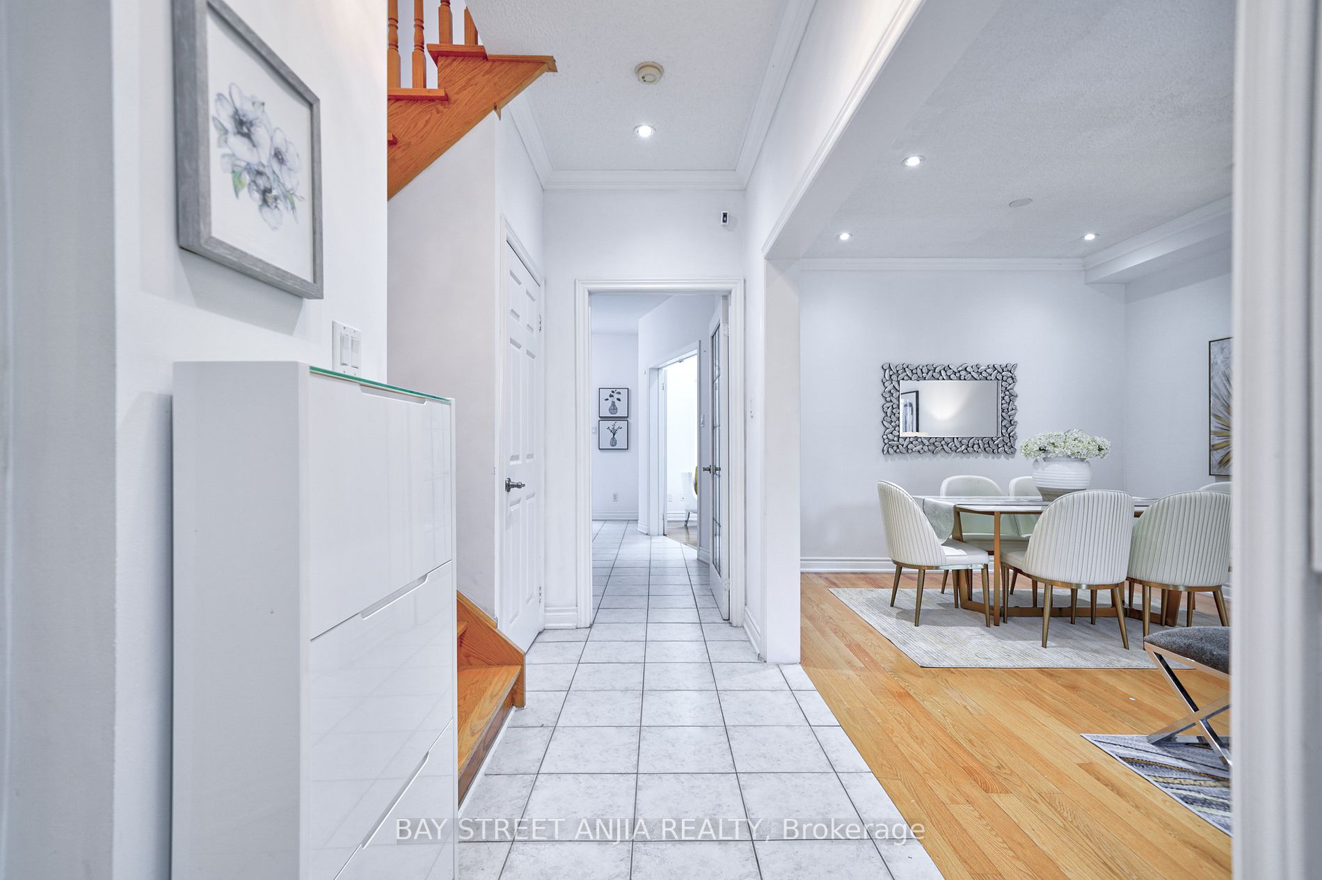 56 Loredana Crt