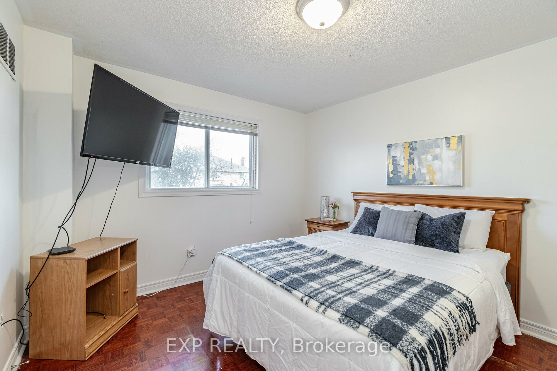 298 Mapes Ave