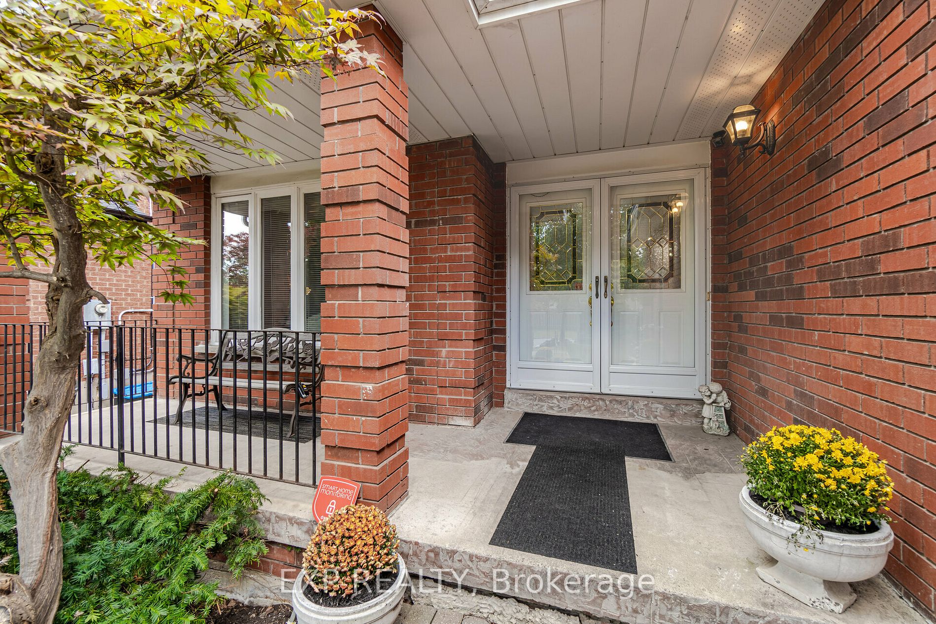 298 Mapes Ave