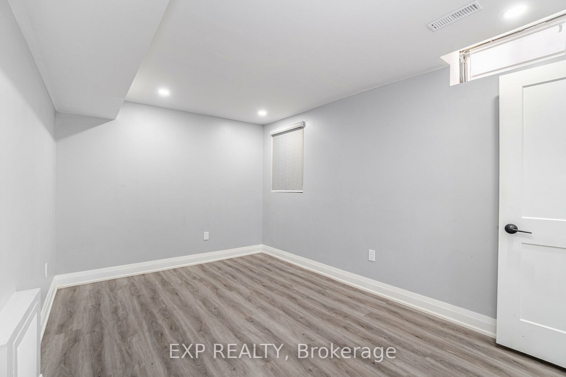 298 Mapes Ave