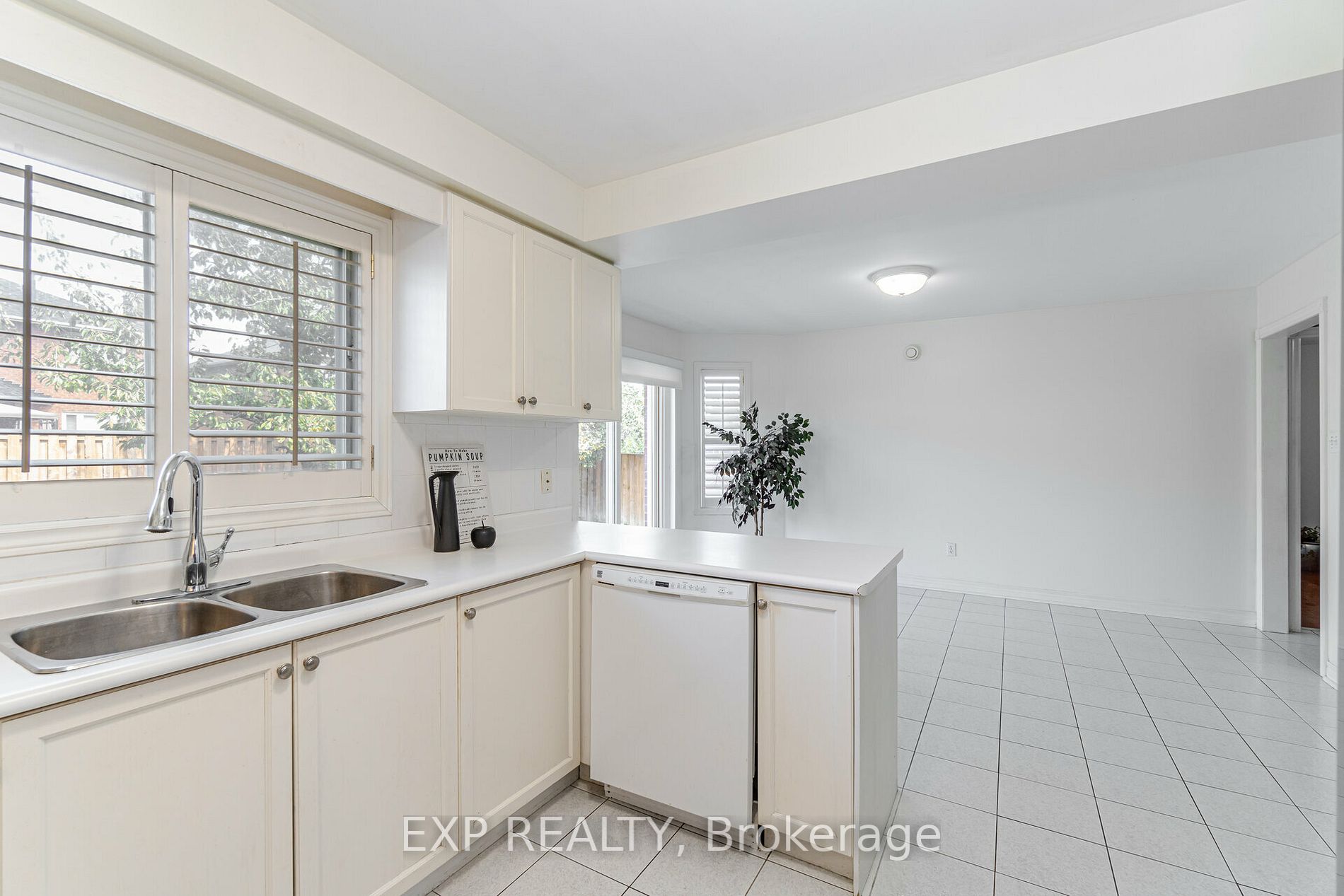 298 Mapes Ave
