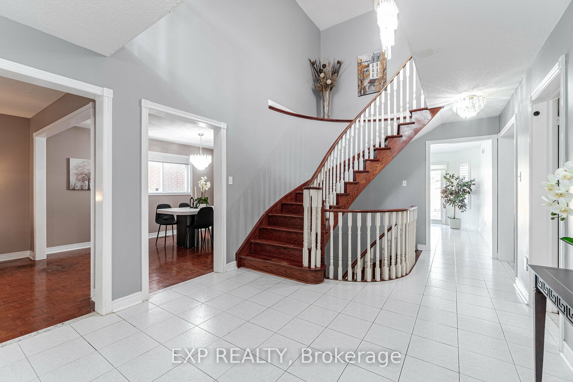 298 Mapes Ave