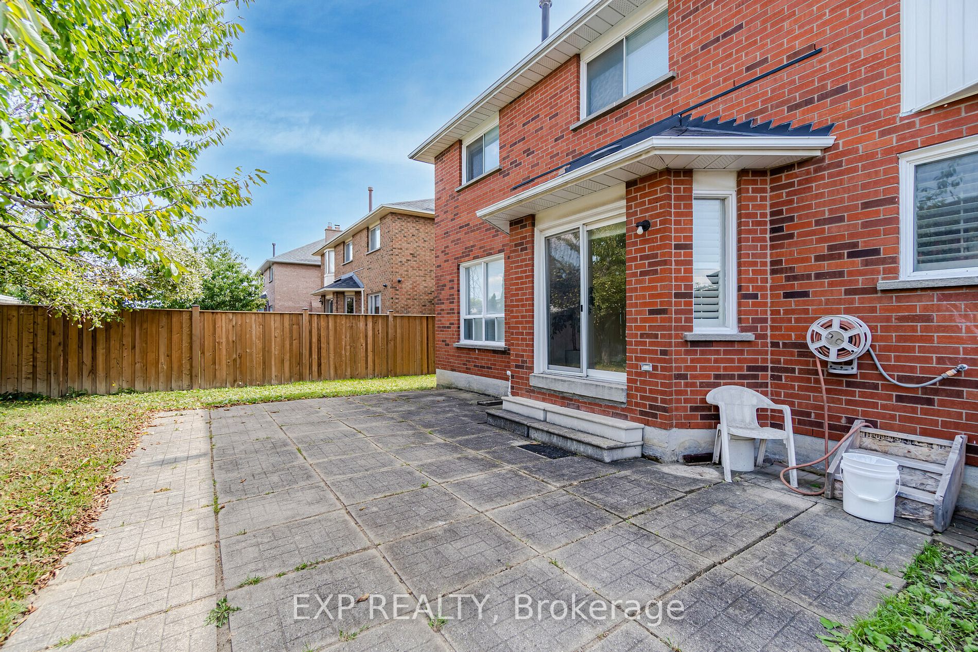 298 Mapes Ave