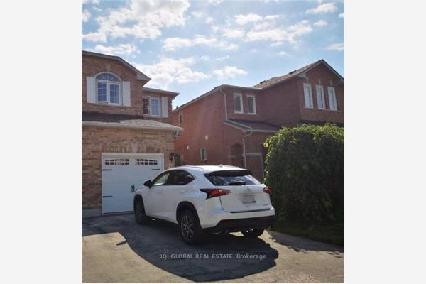 39 Bridlepath St, Richmond Hill