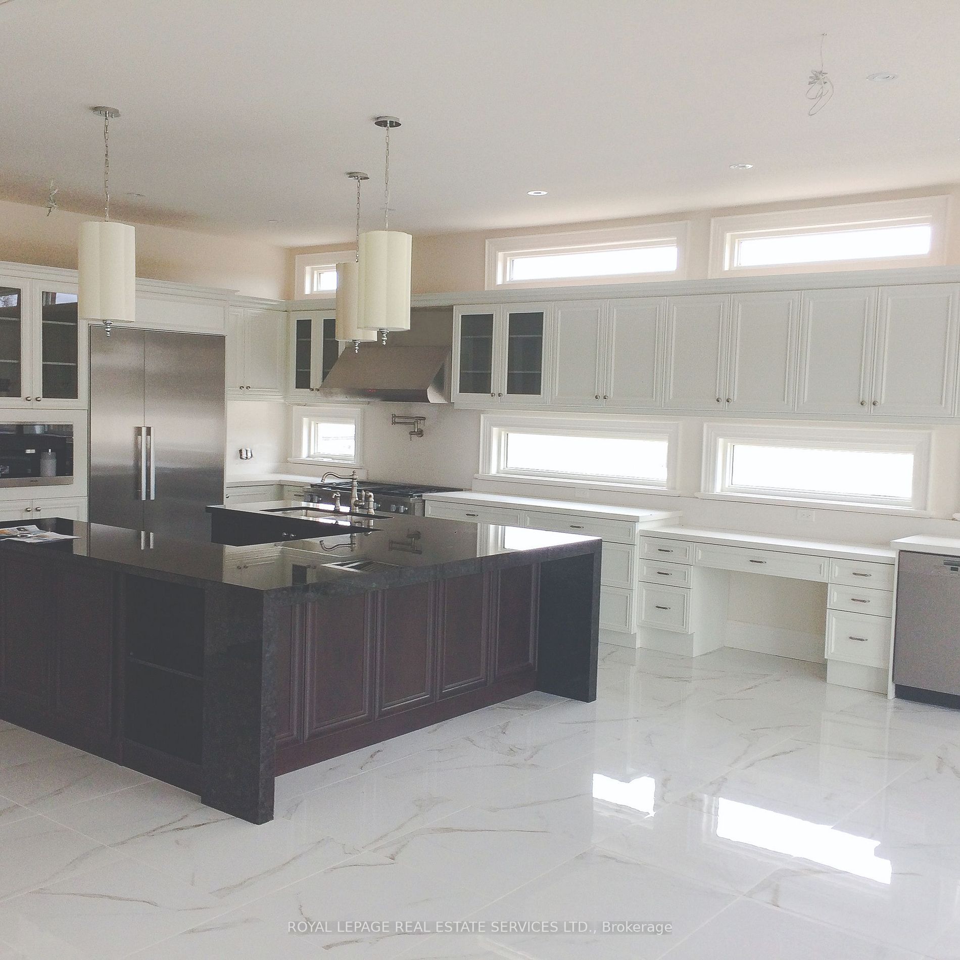 3 Civobel Dr N