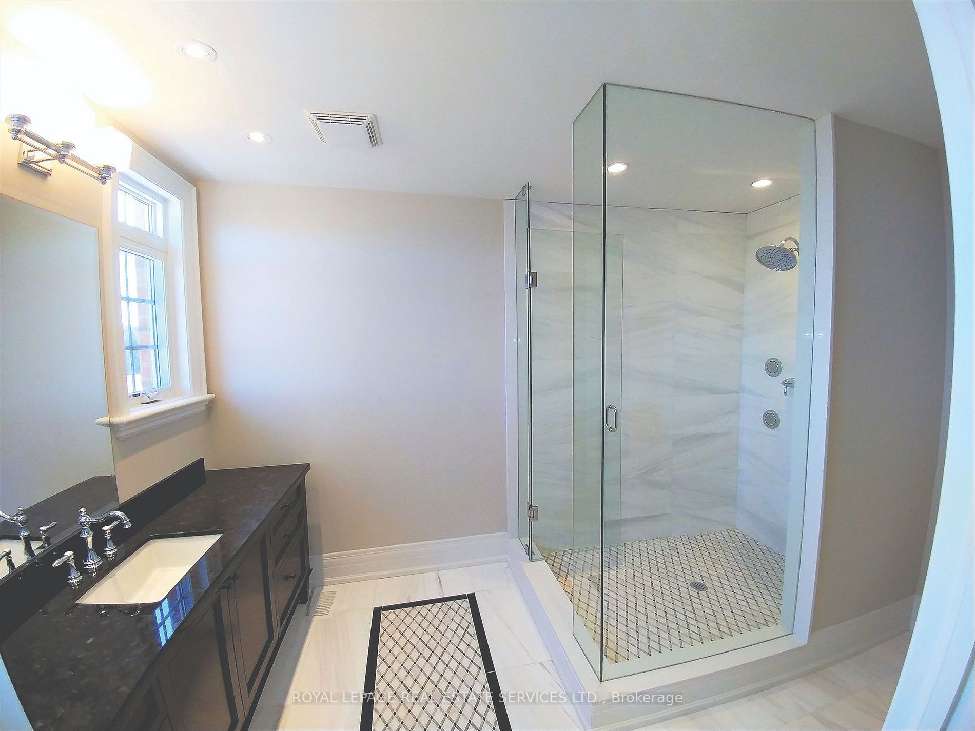 3 Civobel Dr N