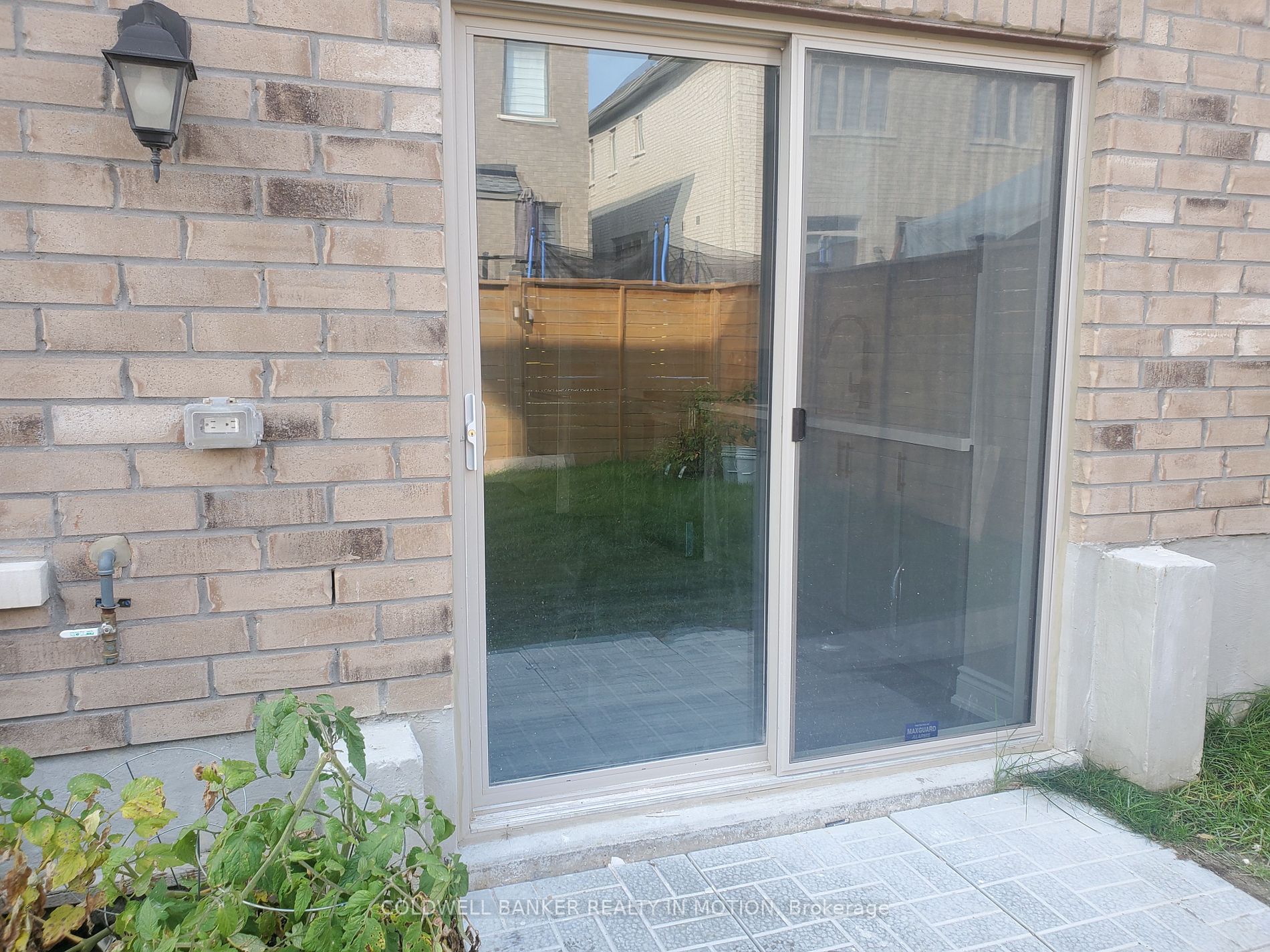 53 Alistair Crescent