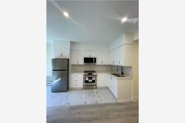 27 Direzze Crt, Richmond Hill