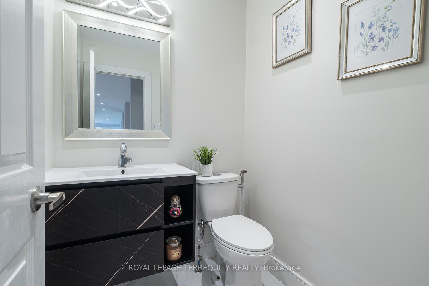 14 Lynngrove Crescent