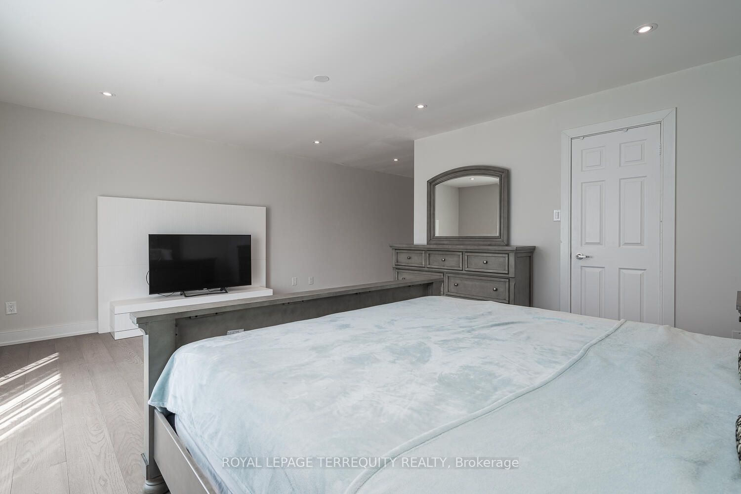 14 Lynngrove Crescent