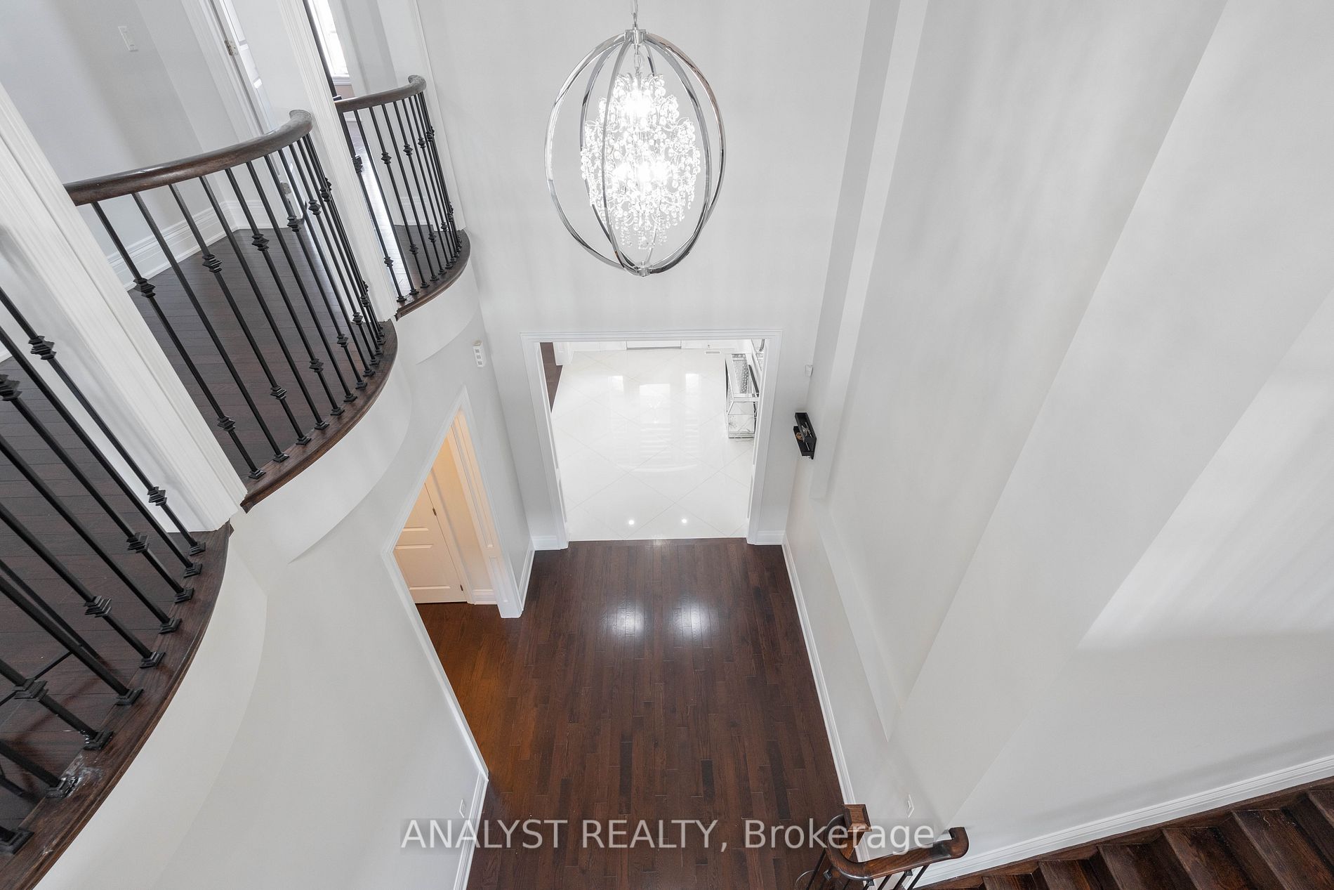 95 Sarracini Cres