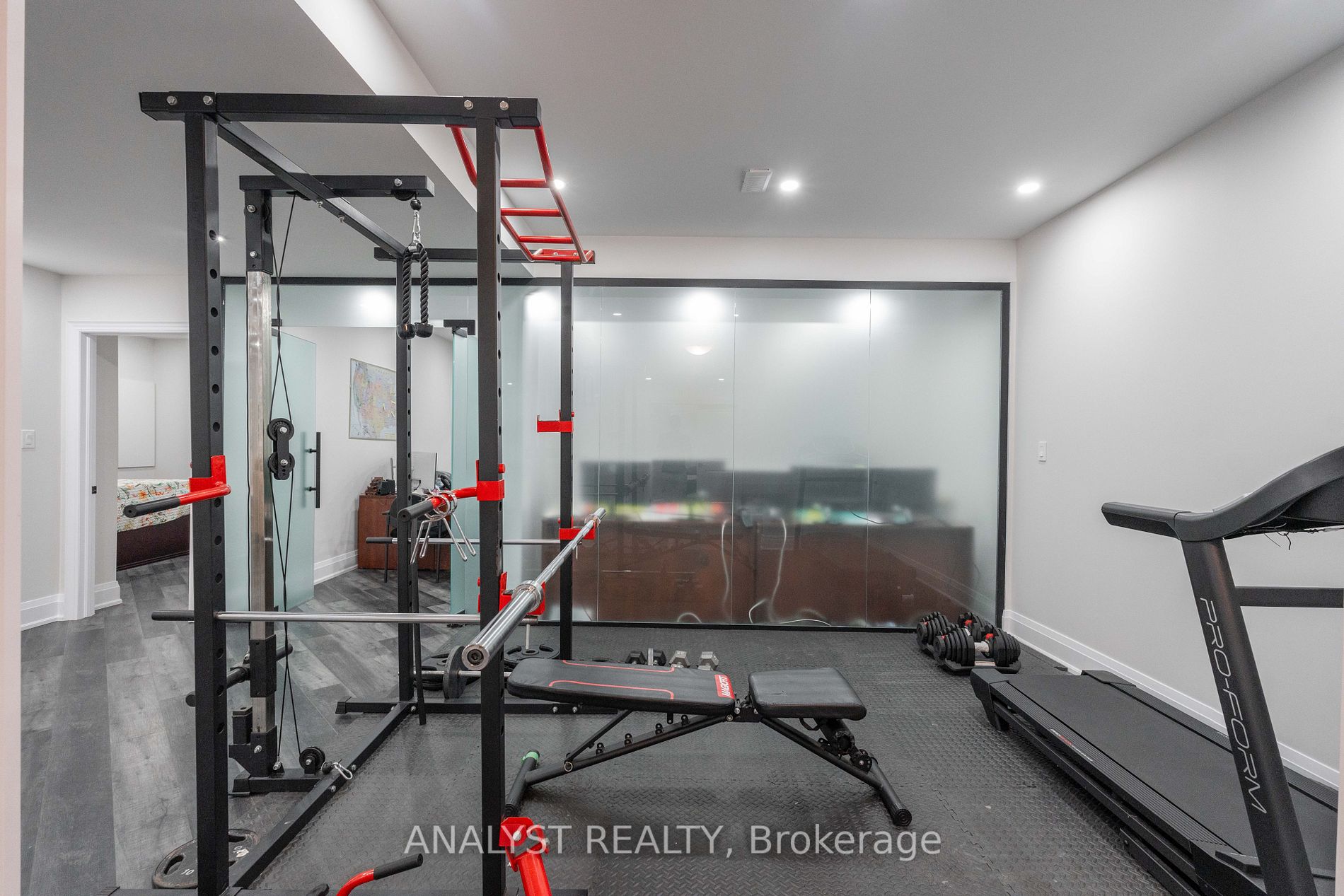 95 Sarracini Cres