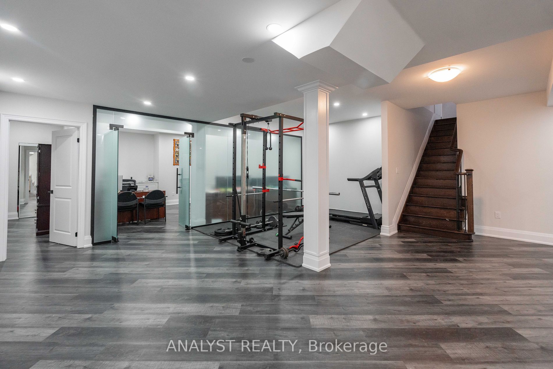 95 Sarracini Cres