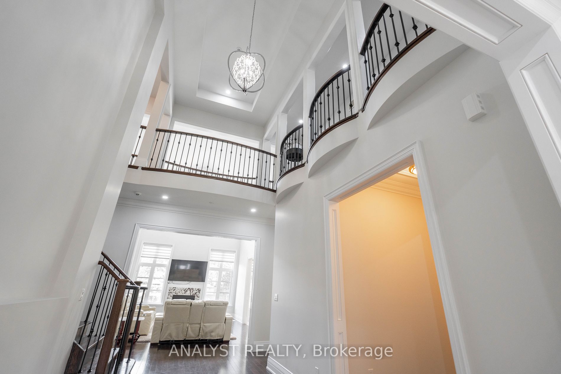 95 Sarracini Cres