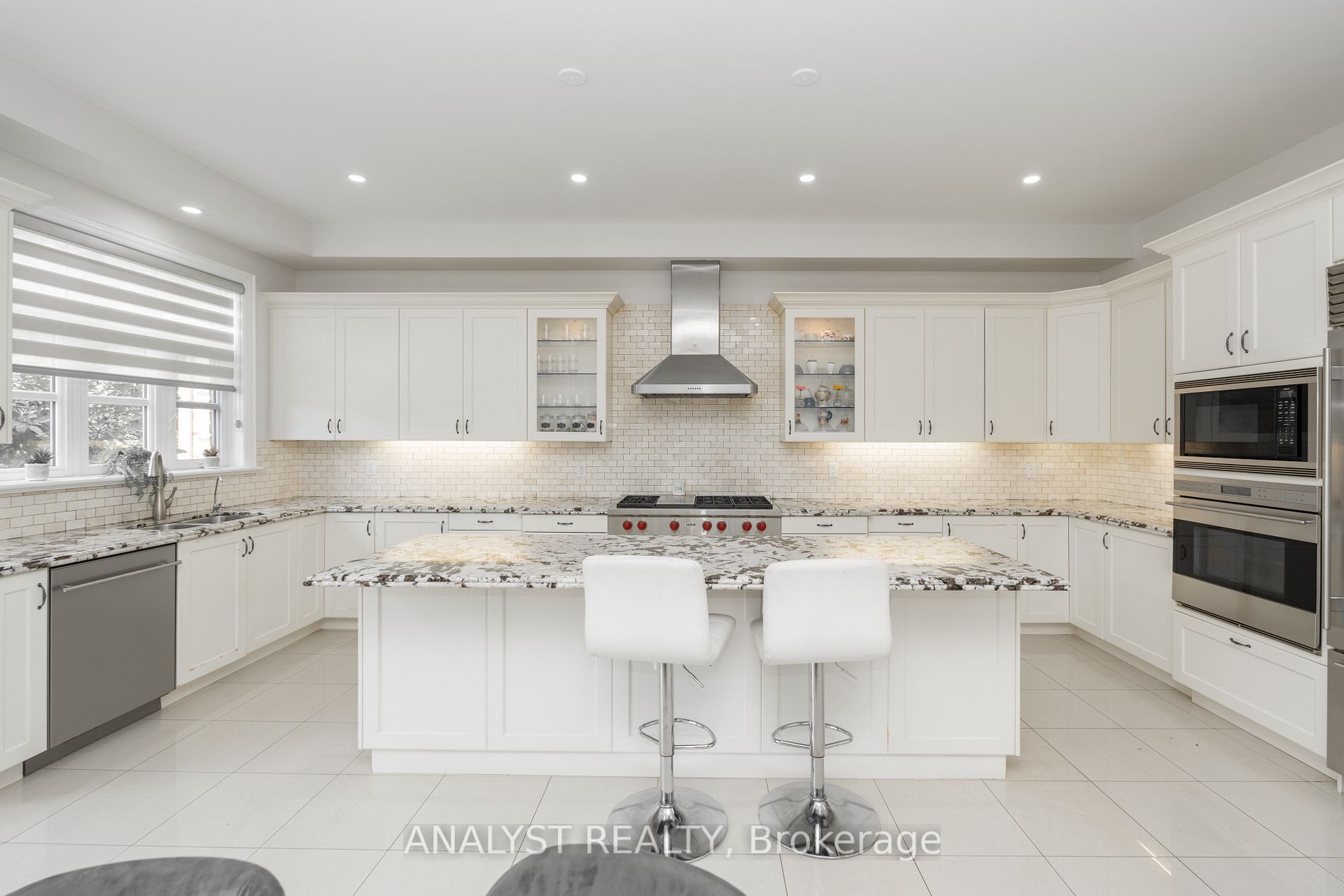 95 Sarracini Cres